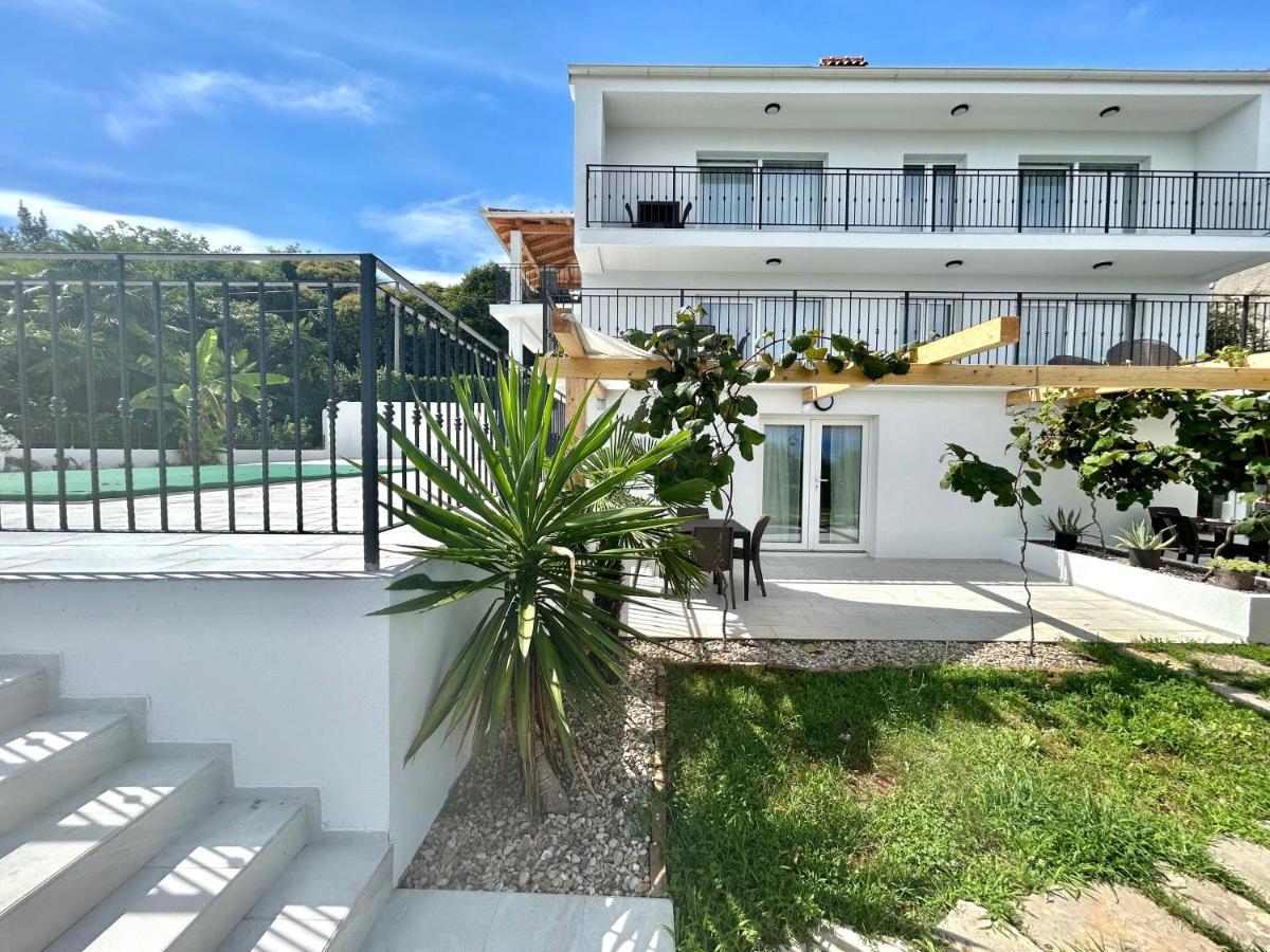 Villa Palma Lovran Buitenkant foto